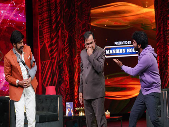 Anil Ravipudi Bramhanandam On The Sets Of  NBK Unstoppable